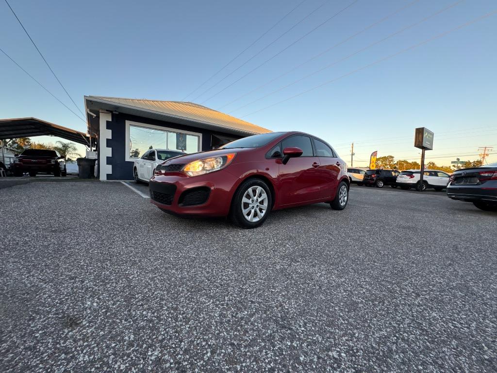 2015 Kia Rio 5-Door LX's photo
