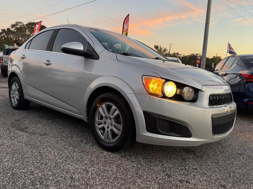 2015 Chevrolet Sonic LT's photo