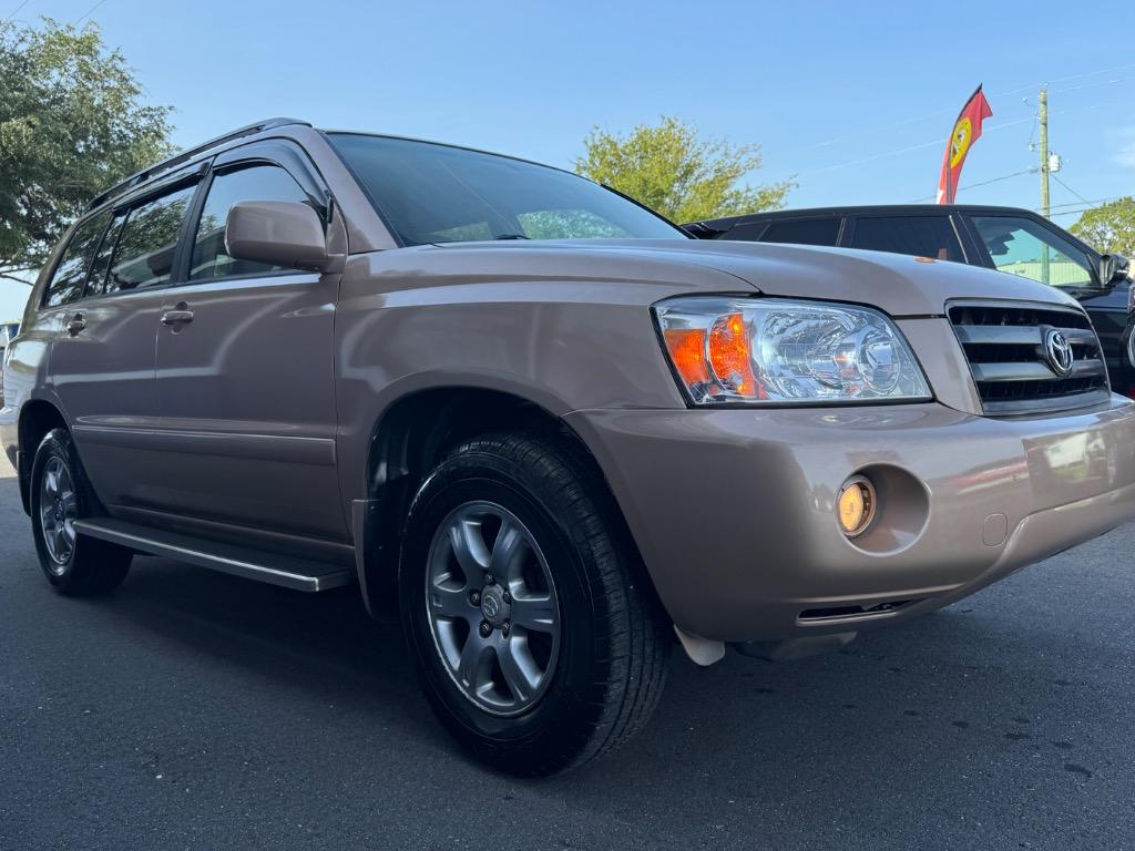 2005 Toyota Highlander Base
