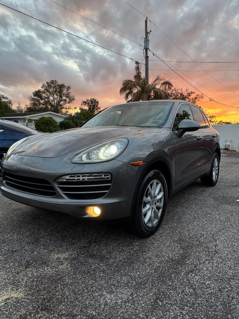 2011 Porsche Cayenne Base