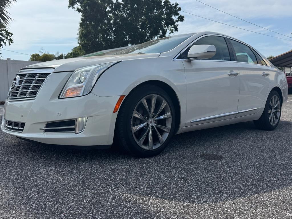 2013 Cadillac XTS Luxury Collection