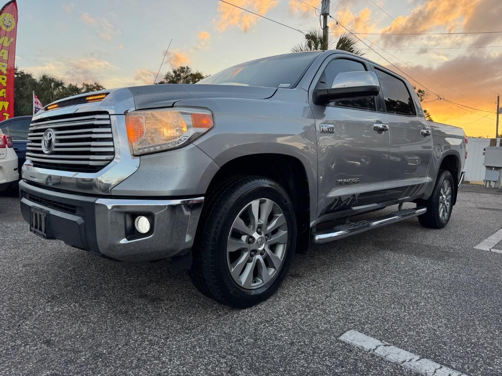 2016 Toyota Tundra Limited's photo